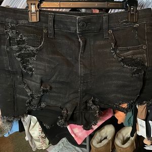 American Eagle Hi Rise Shortie